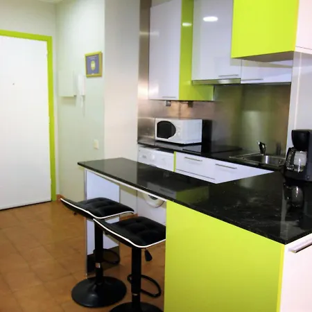 Estudio Centrico Renovado Con Aire Acondicionado Y Balcon, Ideal 4 Personas En - Es-258-48 Apartman Roses